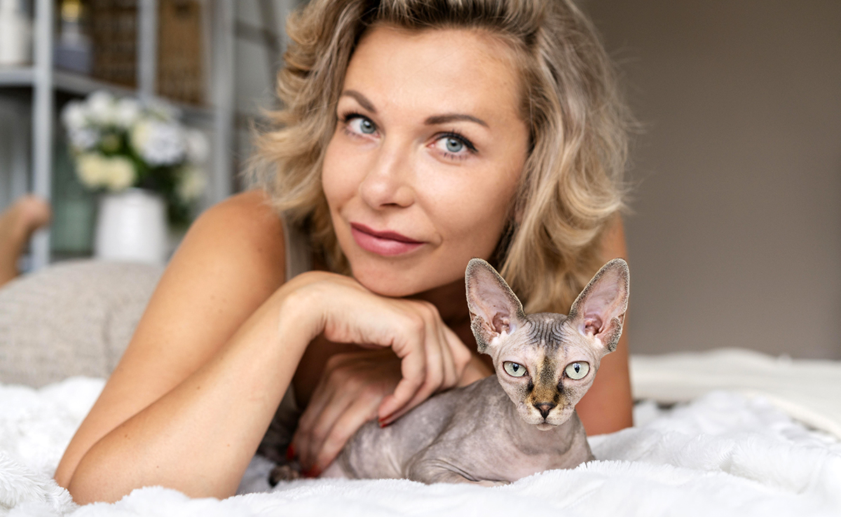 Les chats préfèrent-ils les femmes ou les hommes ?